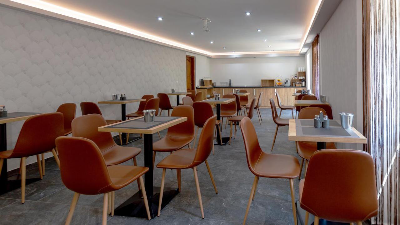 Ven Diofa De Lux Panzio Bed and Breakfast Σέγκεντ Εξωτερικό φωτογραφία