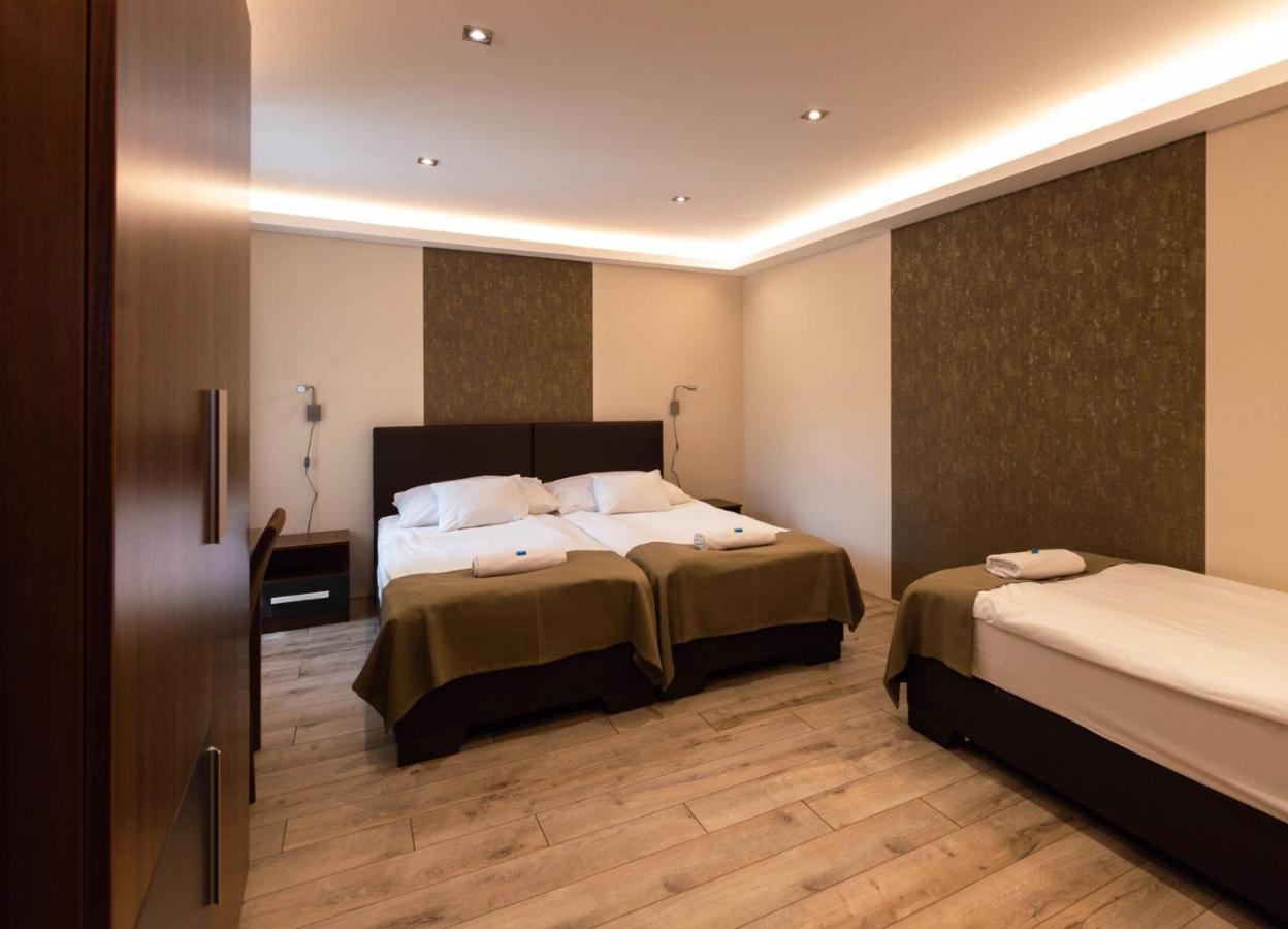 Ven Diofa De Lux Panzio Bed and Breakfast Σέγκεντ Εξωτερικό φωτογραφία