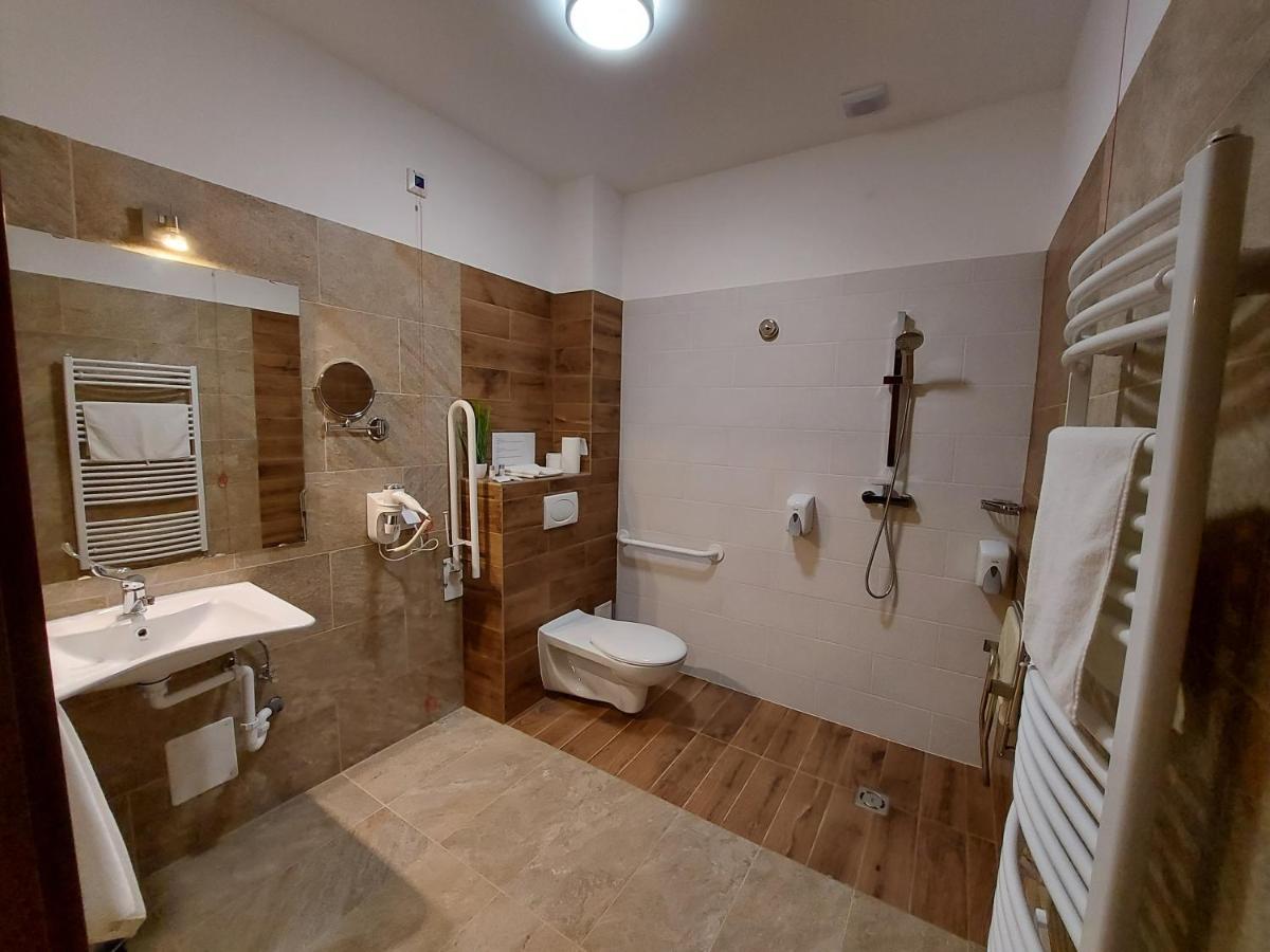 Ven Diofa De Lux Panzio Bed and Breakfast Σέγκεντ Εξωτερικό φωτογραφία