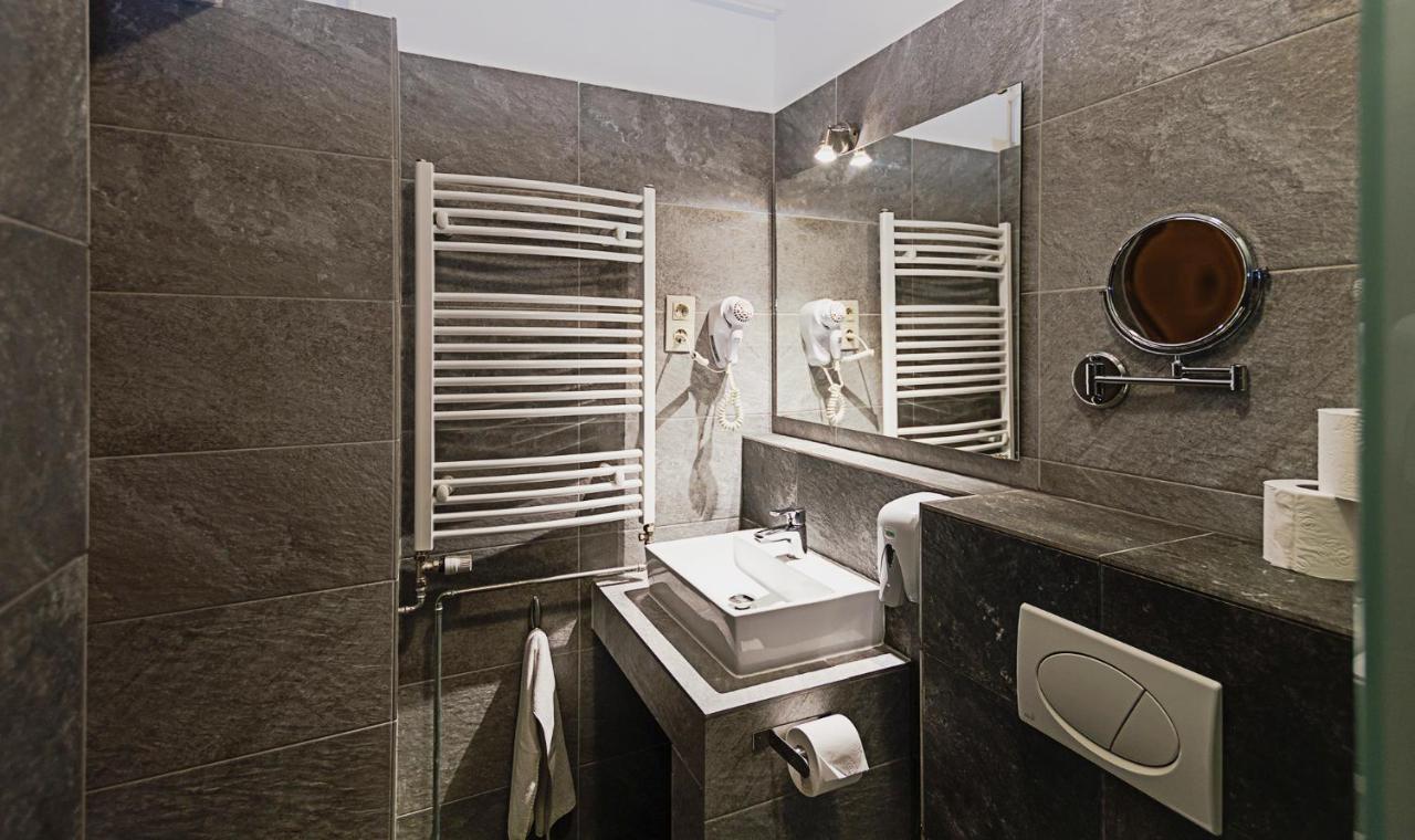 Ven Diofa De Lux Panzio Bed and Breakfast Σέγκεντ Εξωτερικό φωτογραφία